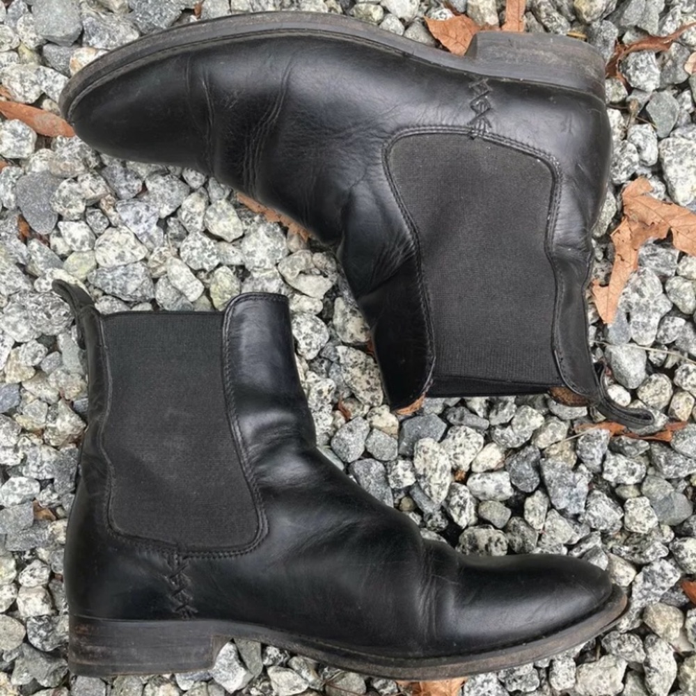 Frye Melissa Black Leather Chelsea Ankle Boot Size 8